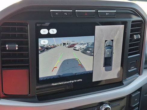 Used 2023 Ford F150 Lightning XLT AWD/4WD image 17