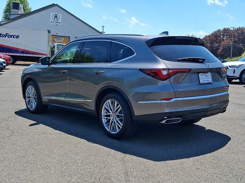 Used 2022 Acura MDX SH-AWD w/ Advance Package image 4