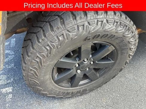 Used 2014 Jeep Wrangler Unlimited Sahara AWD/4WD image 8