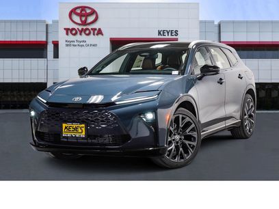 New 2025 Toyota Crown Signia