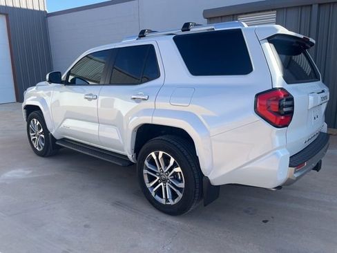 Used 2025 Toyota 4Runner Limited image 6