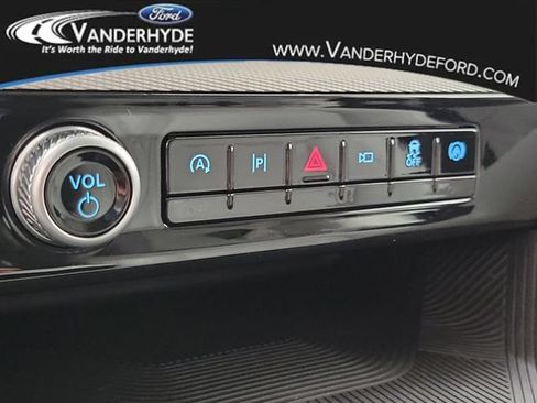 New 2026 Ford Explorer Active w/ Active Comfort Package AWD/4WD image 31