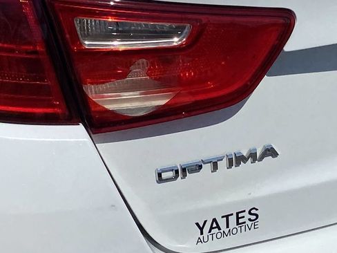 Used 2015 Kia Optima EX FWD image 25