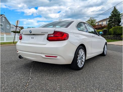 Used 2015 BMW 228i xDrive Coupe AWD/4WD image 5