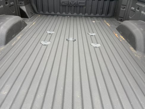 Used 2025 GMC Sierra 2500 Denali AWD/4WD image 27