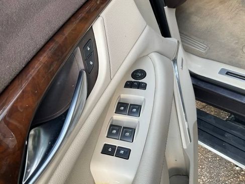 Used 2015 Cadillac Escalade ESV Premium AWD/4WD image 8