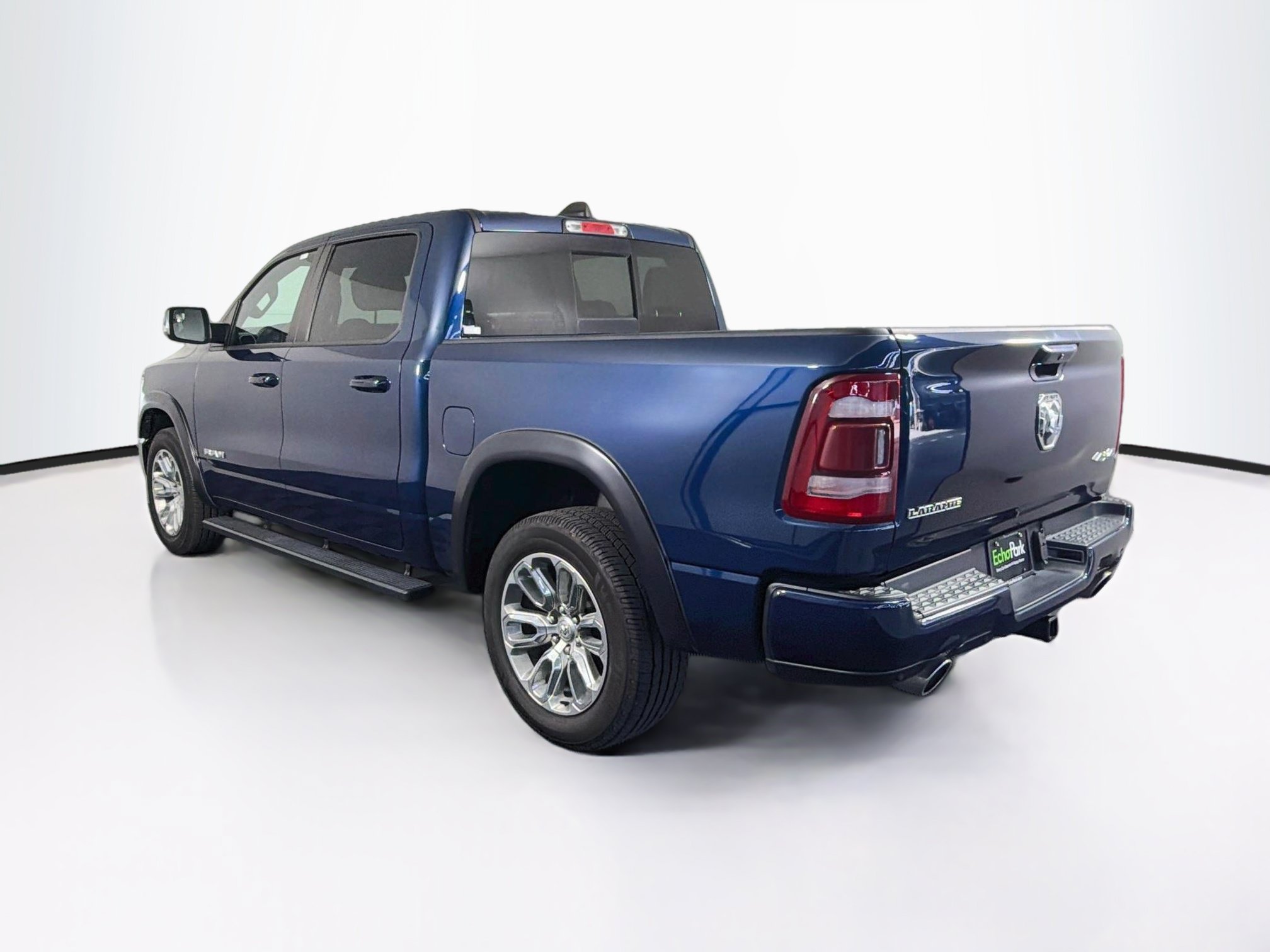 Used 2024 RAM 1500 Laramie AWD/4WD image 5