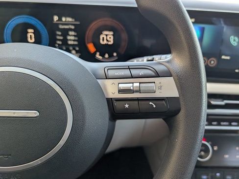 Used 2025 Hyundai Tucson SEL image 14