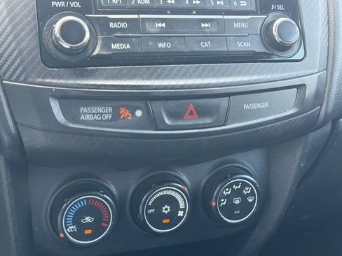 Used 2015 Mitsubishi Outlander Sport ES FWD image 19
