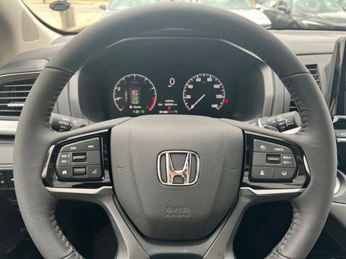 New 2026 Honda Odyssey EX-L image 2