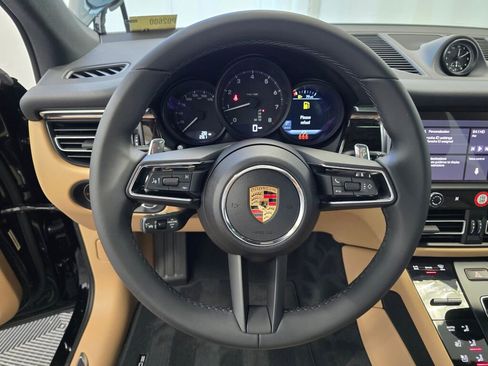 New 2025 Porsche Macan image 15