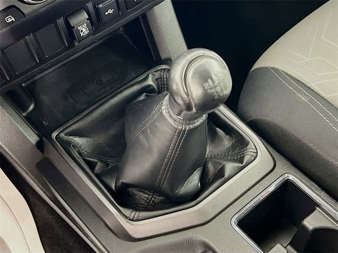 Certified 2022 Toyota Tacoma TRD Off-Road image 16