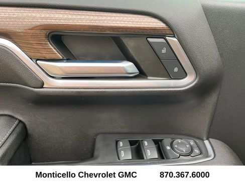 Used 2023 Chevrolet Silverado 1500 LT image 10