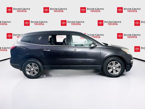 Used 2016 Chevrolet Traverse LT AWD/4WD image 4