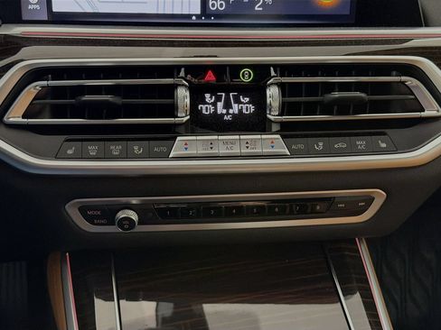 Used 2023 BMW X5 xDrive40i AWD/4WD image 19