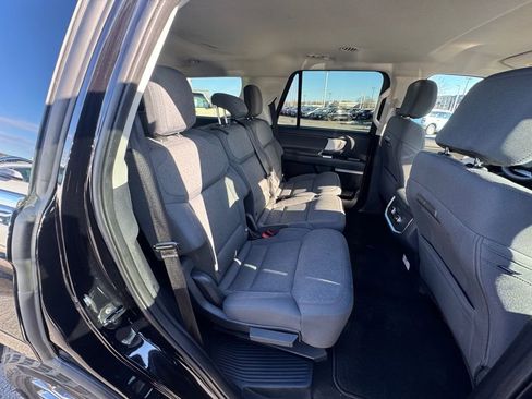 Certified 2025 Ford Expedition Active image 17