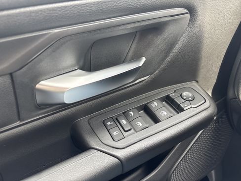New 2026 RAM 1500 Express AWD/4WD image 28
