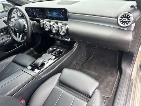 Used 2020 Mercedes-Benz A 220 image 11