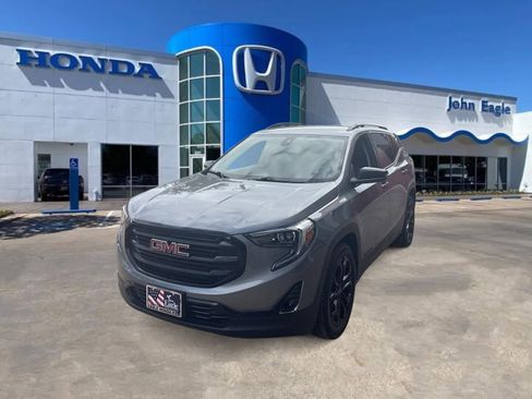 Used 2021 GMC Terrain SLT w/ Elevation Edition image 1