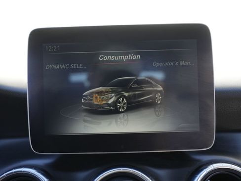 Used 2018 Mercedes-Benz CLA 250 4MATIC image 31