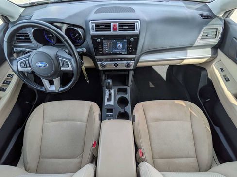 Used 2016 Subaru Outback 2.5i Premium AWD/4WD image 21