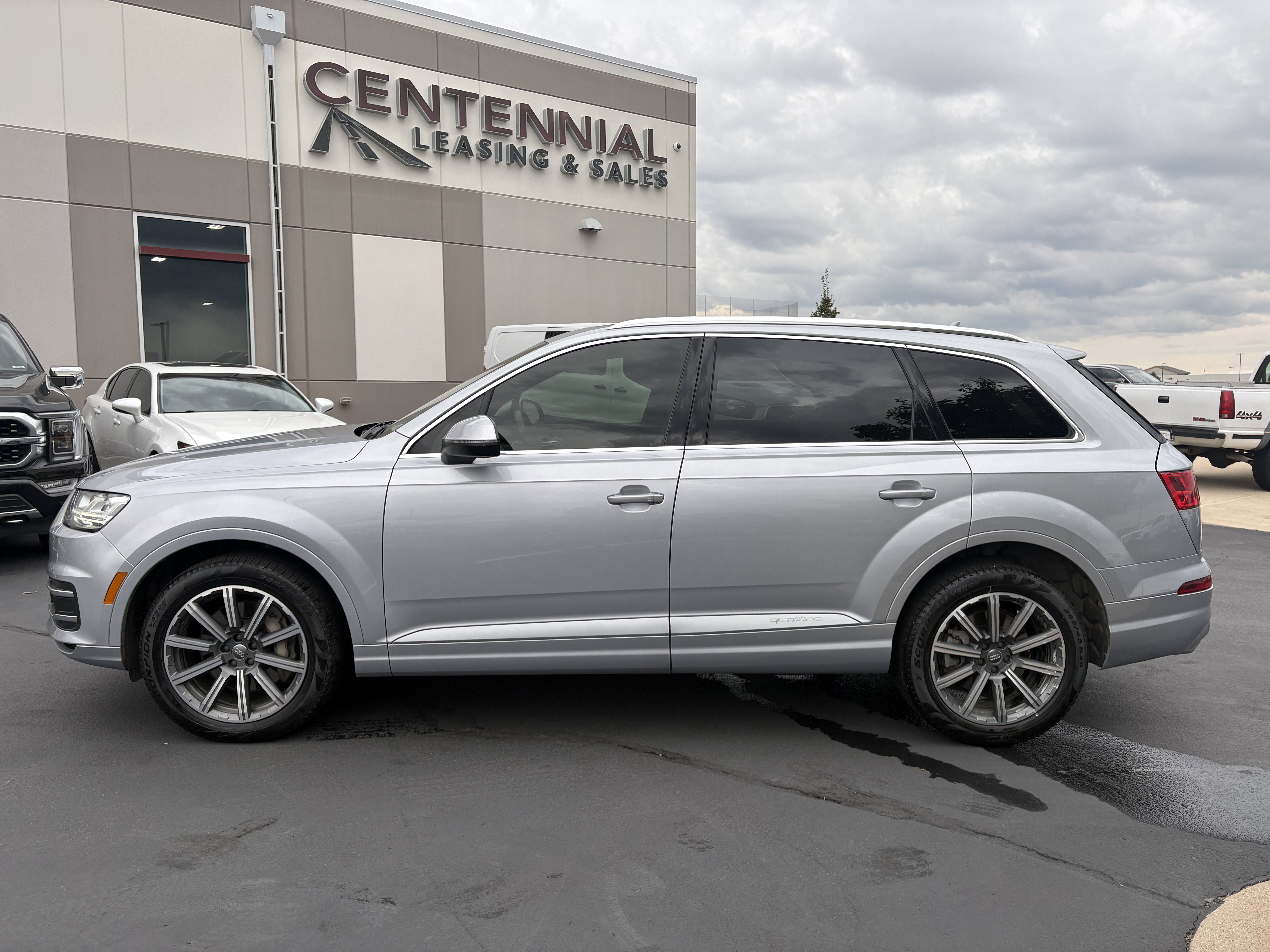 Used 2018 Audi Q7 3.0T Prestige AWD/4WD image 3