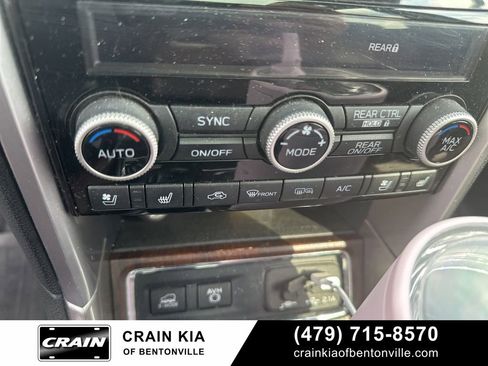 Used 2019 Subaru Ascent Touring w/ Popular Package #2 AWD/4WD image 24