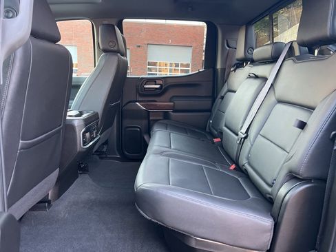 Used 2021 GMC Sierra 1500 SLT w/ SLT Premium Package image 26