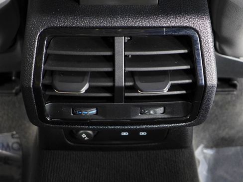 Used 2023 Audi Q3 2.0T Premium w/ Black Optic Sport Package AWD/4WD image 24