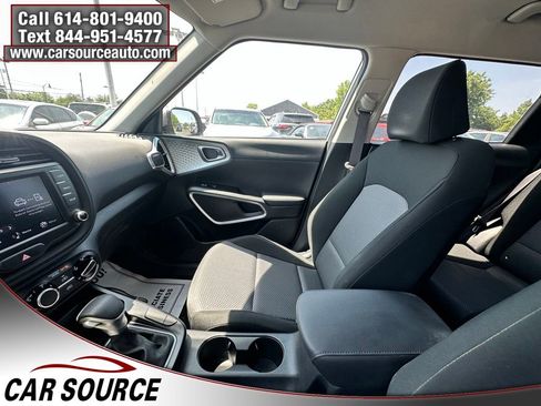 Used 2022 Kia Soul LX w/ Technology Package FWD image 14
