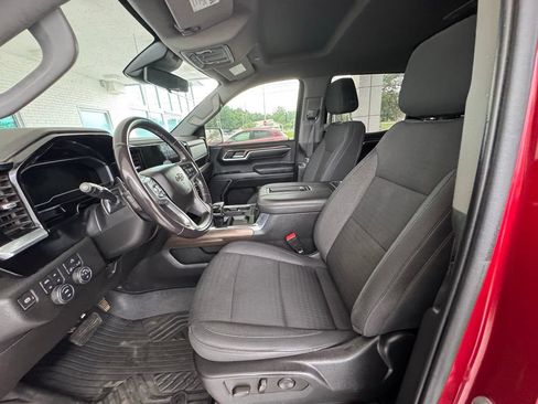 Used 2022 Chevrolet Silverado 1500 RST AWD/4WD image 12