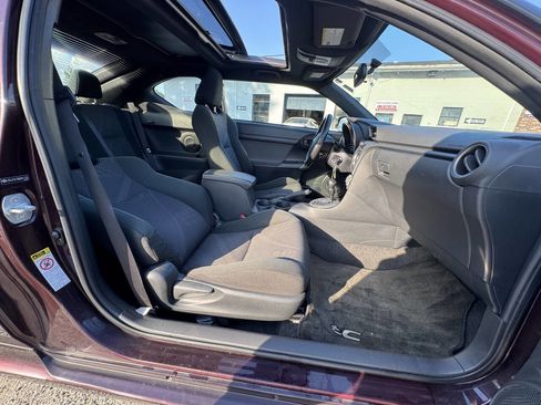 Used 2011 Scion tC Base 2dr Coupe 6A image 29