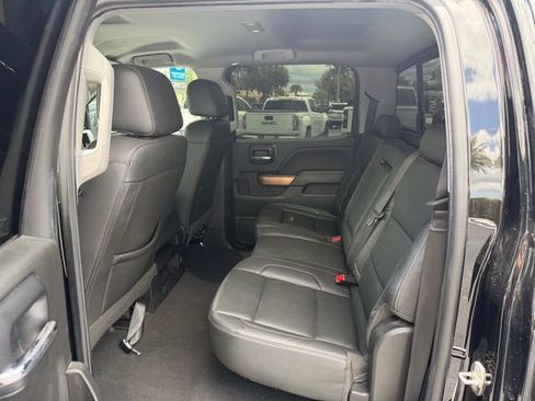 Used 2018 Chevrolet Silverado 1500 LTZ RWD image 13