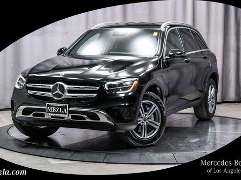 Used 2022 Mercedes-Benz GLC 300 image 1
