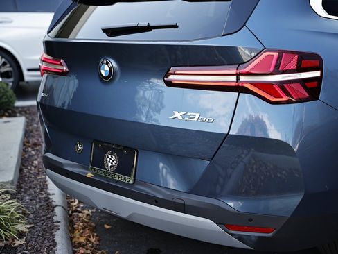 New 2026 BMW X3 xDrive30 w/ Premium Package image 9