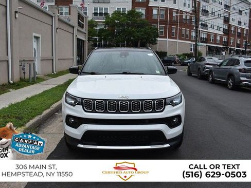Used 2025 Jeep Compass Limited AWD/4WD image 2