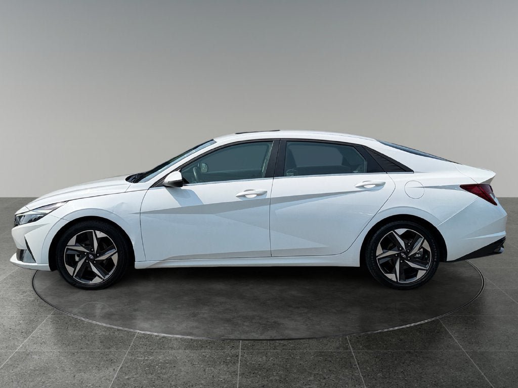 Used 2021 Hyundai Elantra Limited FWD image 6