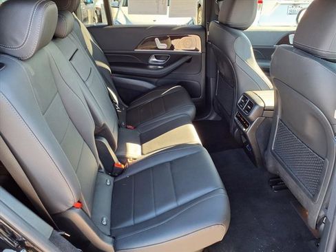 Certified 2025 Mercedes-Benz GLS 450 4MATIC image 20