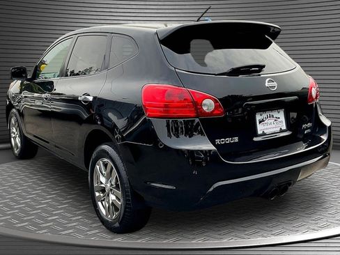 Used 2010 Nissan Rogue S Krom Edition AWD/4WD image 4