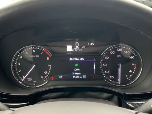 Certified 2025 Cadillac XT6 Premium Luxury image 17