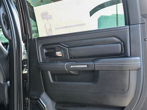 Used 2024 RAM 5500 4x4 Crew Cab image 93