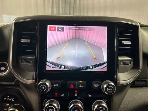 New 2026 RAM 1500 4x4 Crew Cab image 16