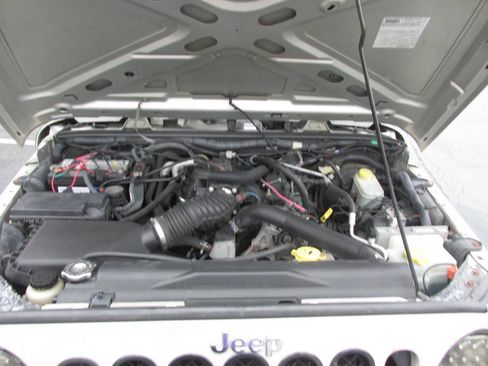 Used 2007 Jeep Wrangler X AWD/4WD image 21