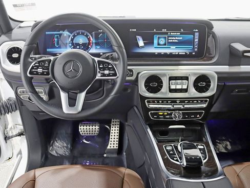 Used 2021 Mercedes-Benz G 550 image 13