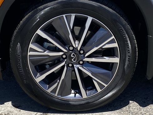 Certified 2026 INFINITI QX60 Luxe w/ Cargo Package FWD image 8