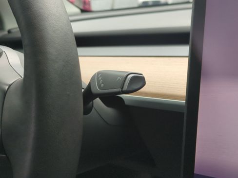 Used 2023 Tesla Model Y Long Range image 20