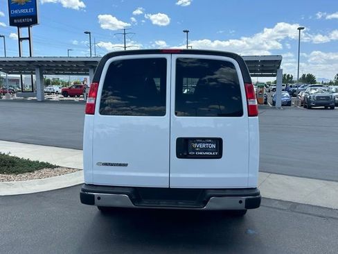 Certified 2024 Chevrolet Express 3500 LT w/ LT Preferred Equipment Group RWD image 21