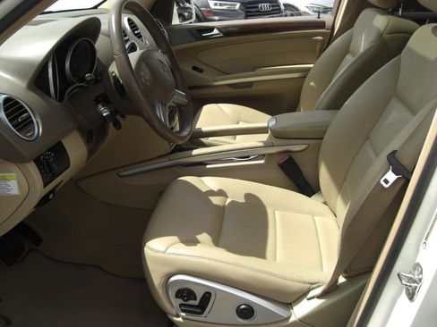Used 2011 Mercedes-Benz ML 350 2WD image 20