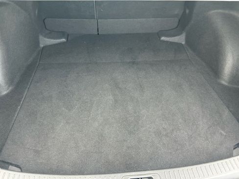 Used 2021 Toyota Corolla LE image 25