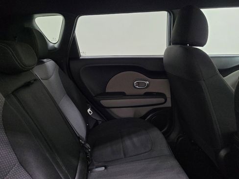Used 2019 Kia Soul + FWD image 19